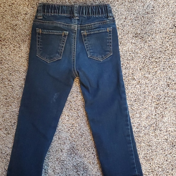 Boys 2T jeans--4 pairs - Picture 14 of 16
